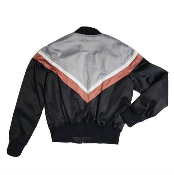 Express Bomber Jacket Satin Silky Quilted Women's Small Y2K Black Gray EUC Retro - Picture 3 of 10